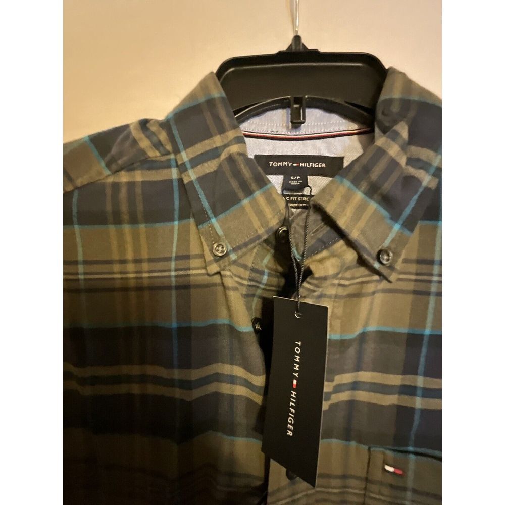 NEW Tommy Hilfiger Mens Long Sleeve Plaid Shirt‎ - Size Small